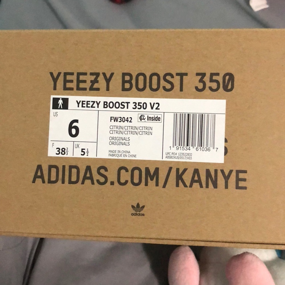 Yeezy Boost 350 V2 Citrtrin Sz 6